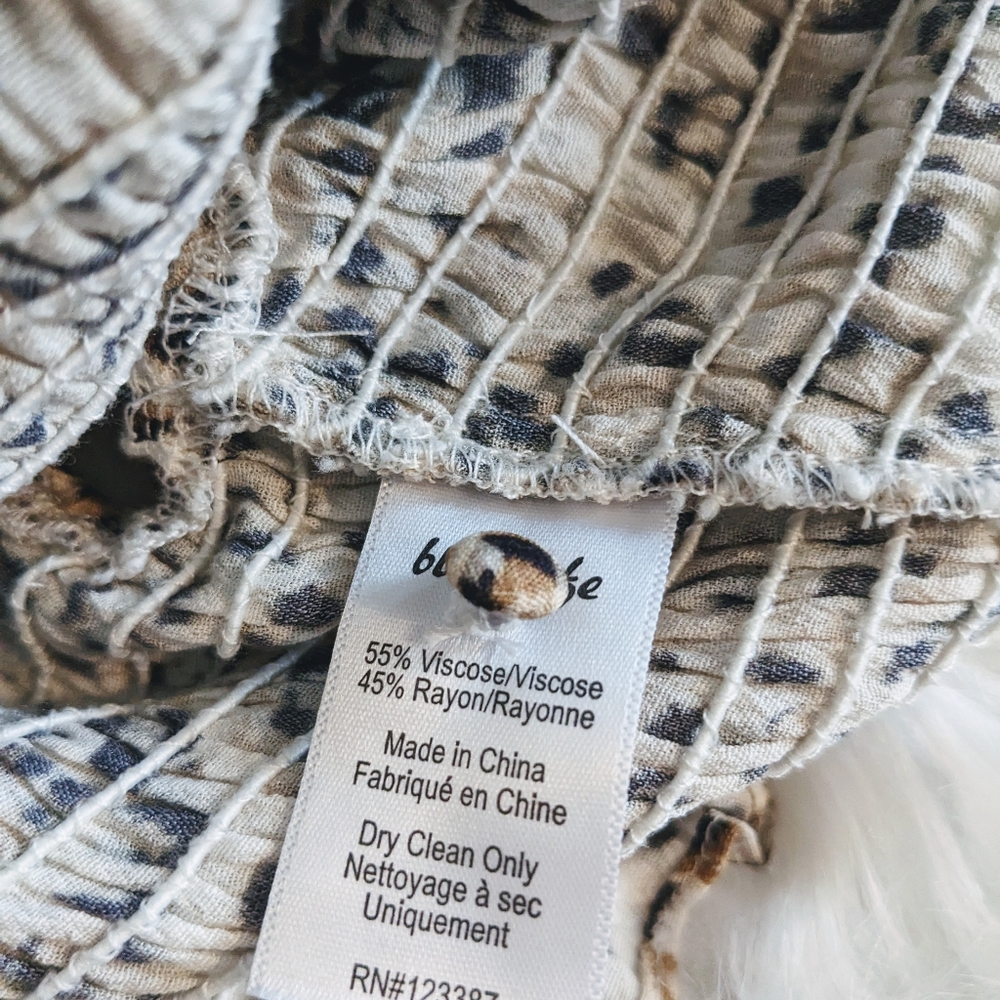 Leopard Flutter Ruffle Crop Top - Blue Life - Picture 4 of 9